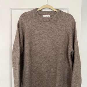 Woman’s  Brown Sweater